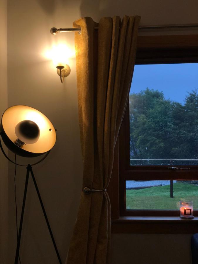 Coorie View Villa Kilmore  ภายนอก รูปภาพ