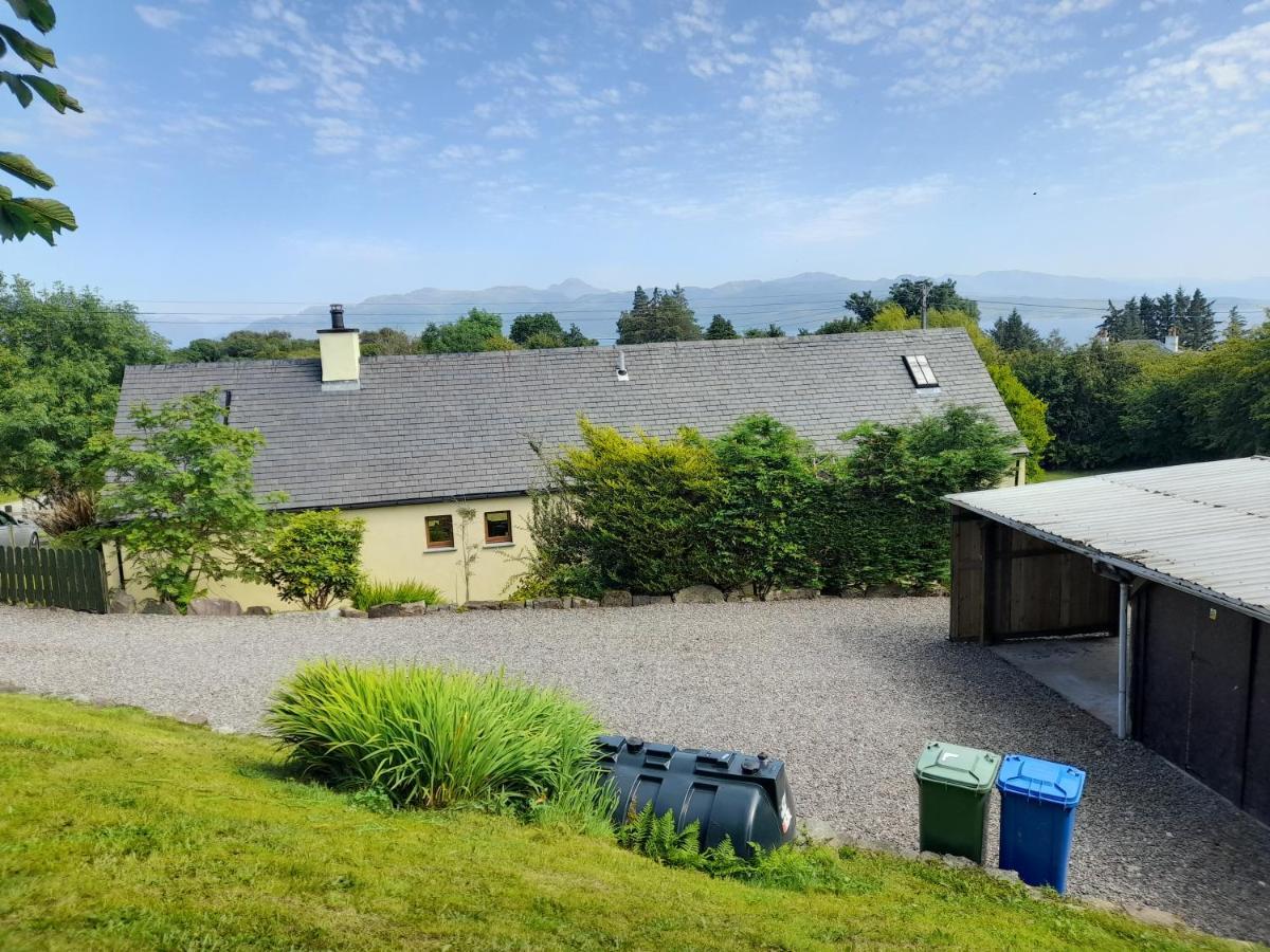Coorie View Villa Kilmore  ภายนอก รูปภาพ