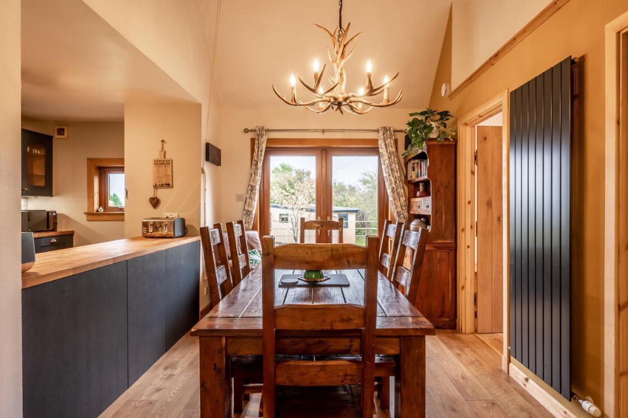 Coorie View Villa Kilmore  ภายนอก รูปภาพ